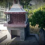 Marinos House شقة *