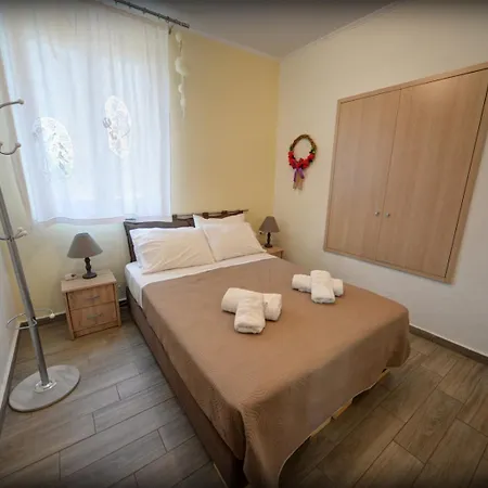 Апартамент Marinos House